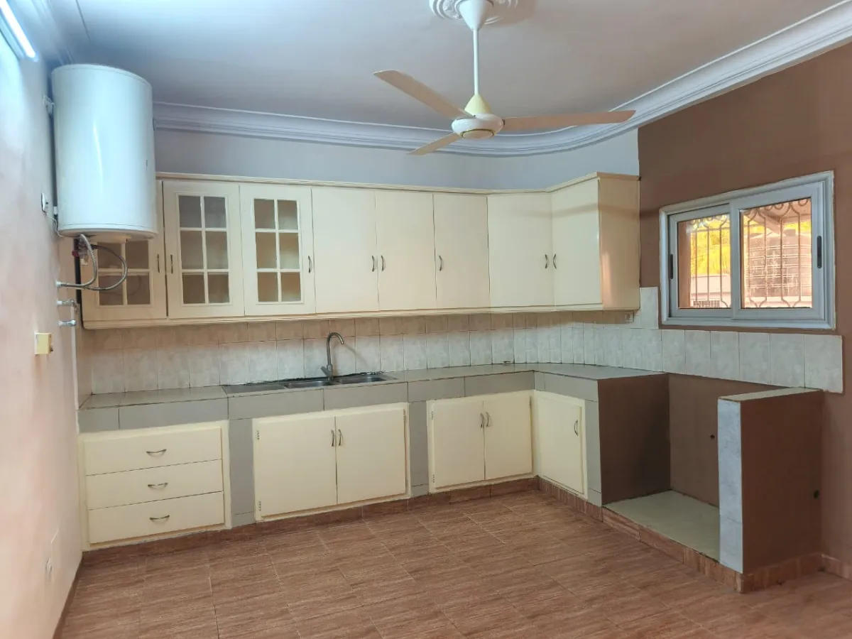 VILLA DE STANDING TYPE F9 A LOUER A OUAGA 2000 Proximité ONI - Image 10