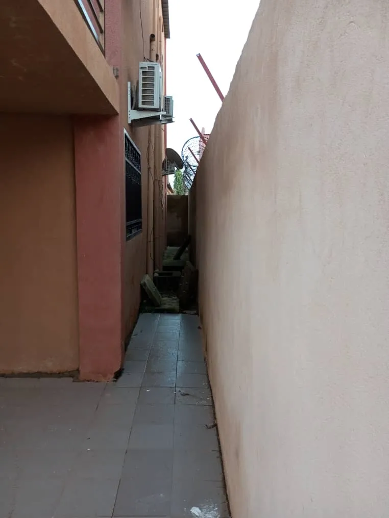 VILLA A LOUER  SISE A OUAGA 2000  - Image 11