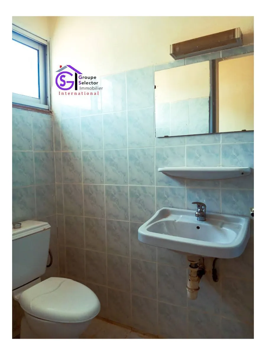 VILLA  MODERNE  AVEC  PISCINE - Image 7