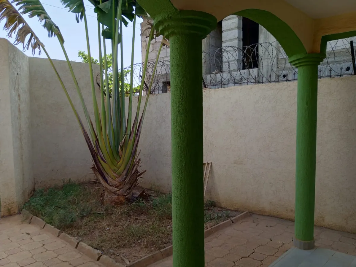 VILLA ONU EQUIPEE/ LOUEE PAR NUITEE - Image 2