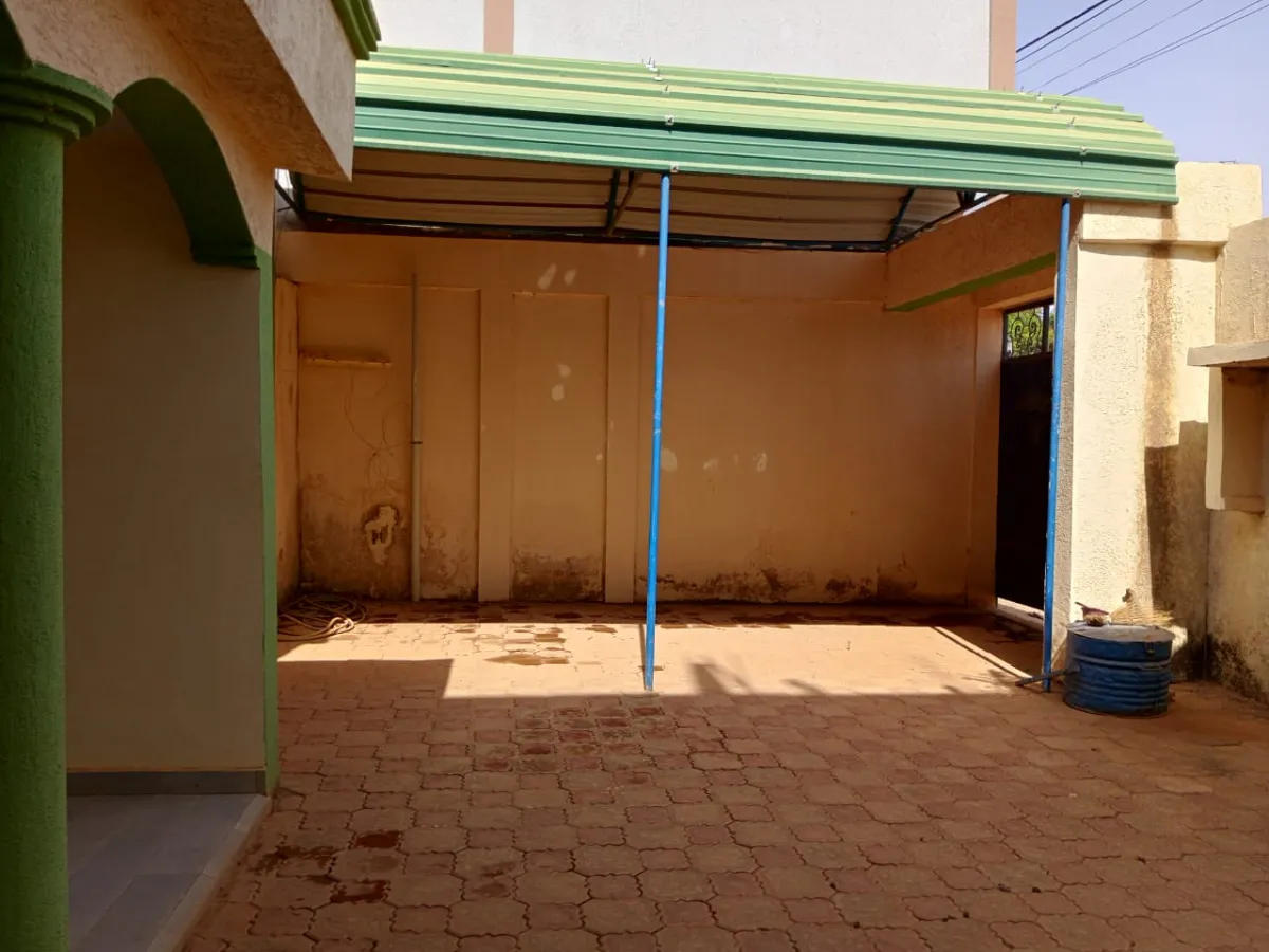 VILLA ONU EQUIPEE/ LOUEE PAR NUITEE - Image 8