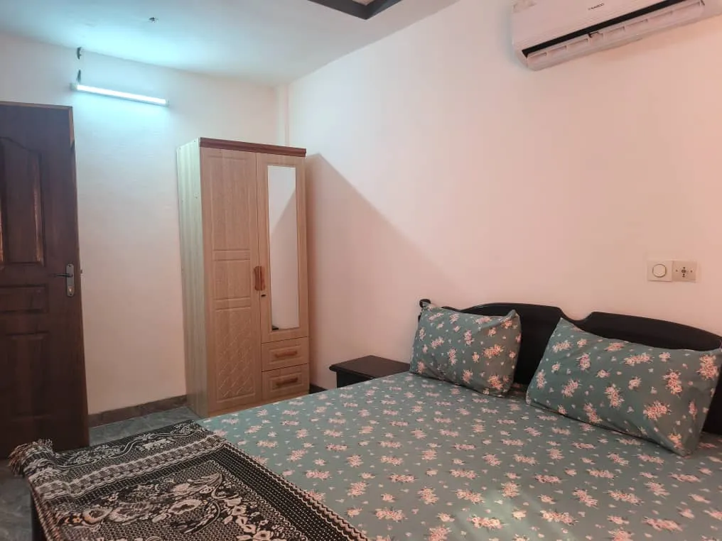 Occupée jusqu'au 10 mars 2026 APPARTEMENT FESTIVAL   MEUBLE/ LOUE PAR NUITEE - Image 3