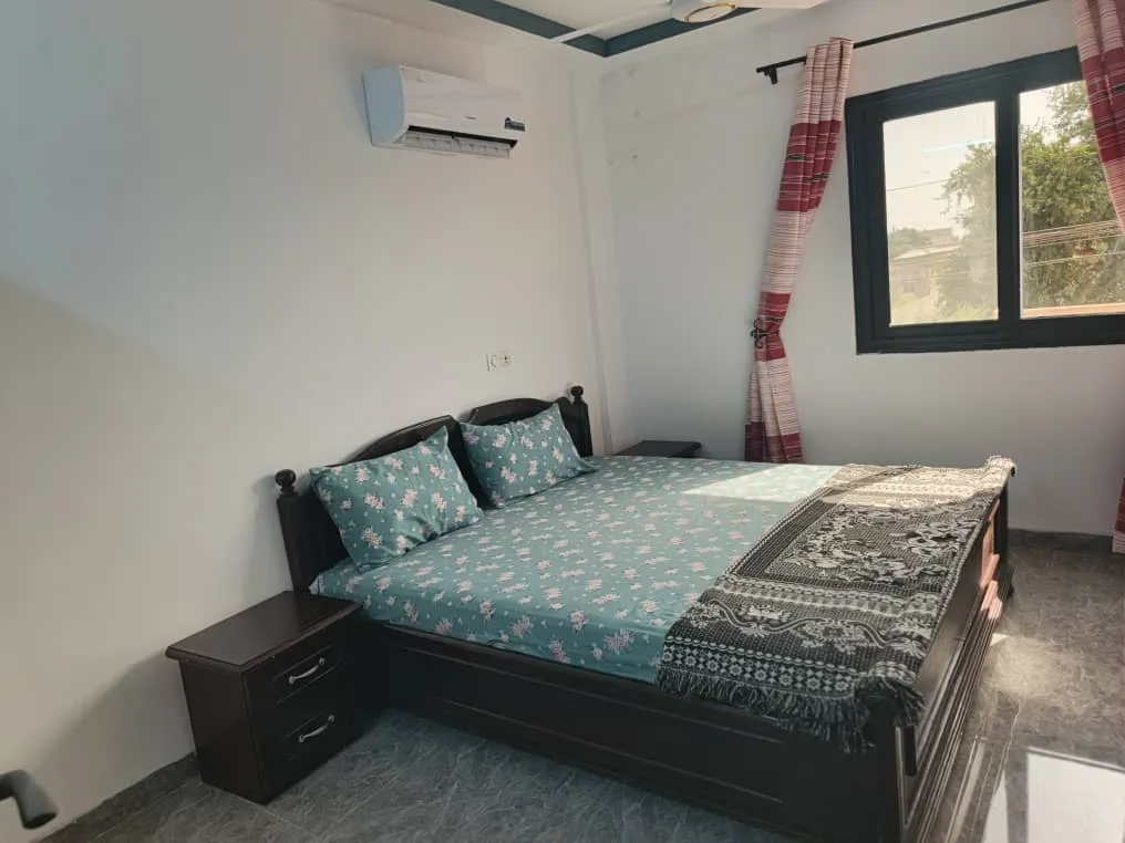 Occupée jusqu'au 10 mars 2026 APPARTEMENT FESTIVAL   MEUBLE/ LOUE PAR NUITEE - Image 5