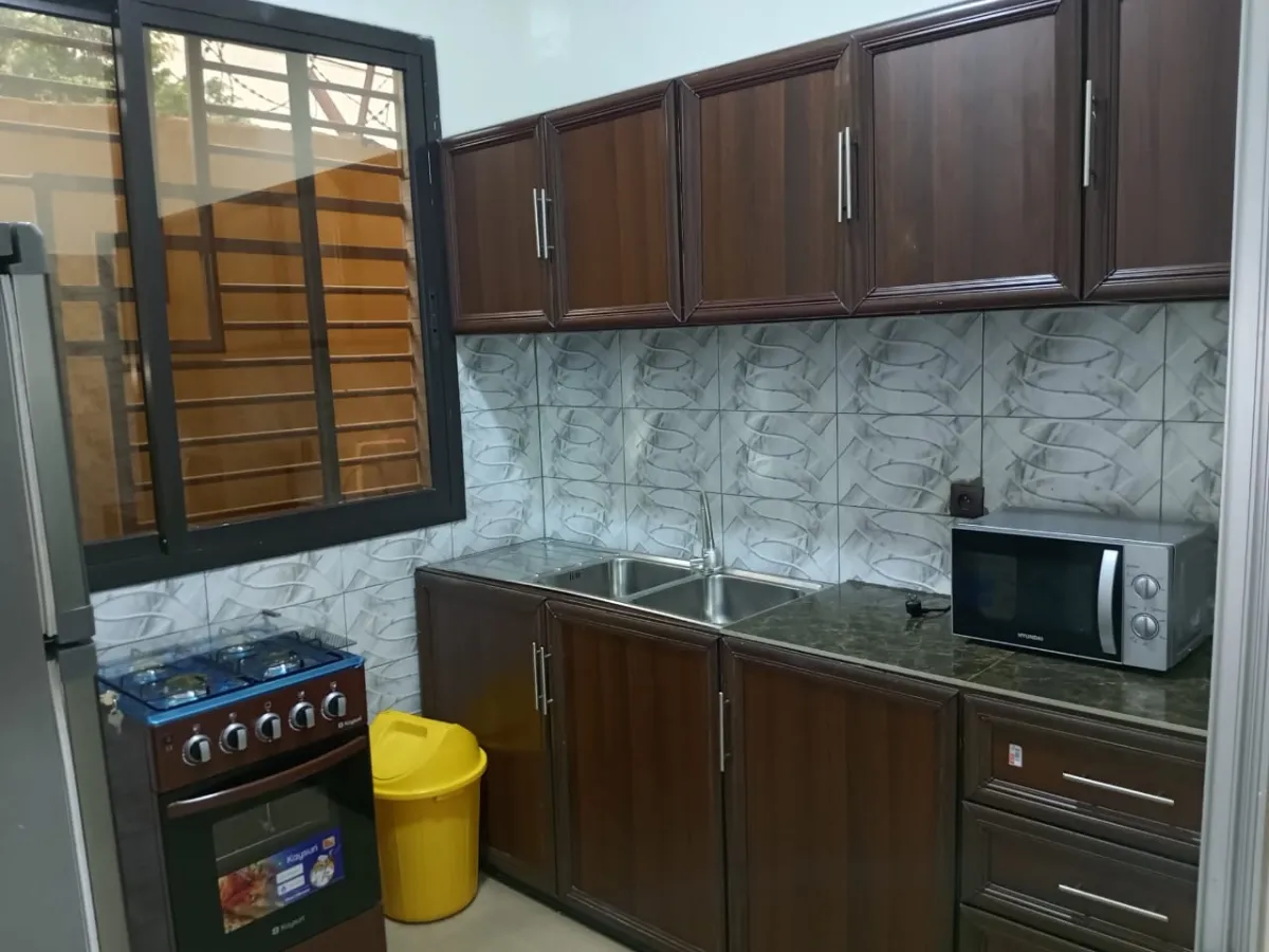 Occupée du 6 au 20  février à 12h00  VILLA G EQUIPEE/ LOUEE PAR NUITEE - Image 5