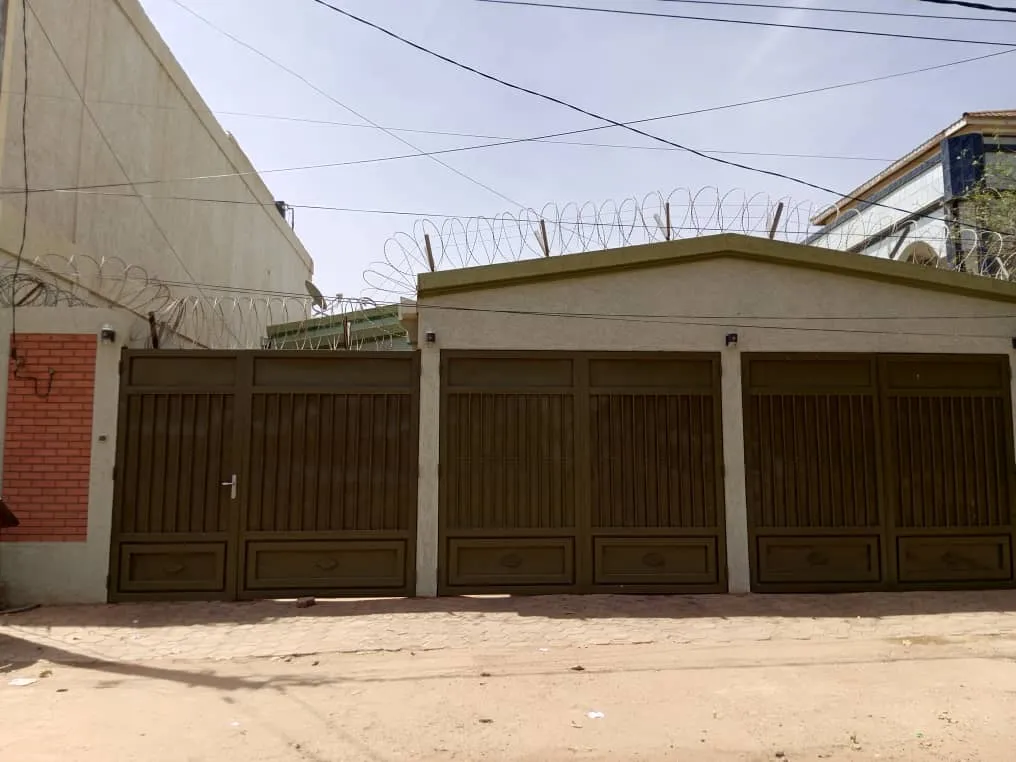 VILLA Z EQUIPEE/ LOUEE PAR NUITEE - Villa meublée à VILLA Z NON LOIN DE CALL CENTER ET L'ONU  - Groupe Selector Immobilier