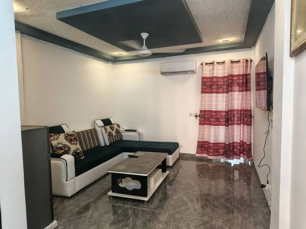 Occupée jusqu'au 10 mars 2026 APPARTEMENT FESTIVAL   MEUBLE/ LOUE PAR NUITEE - Image 2