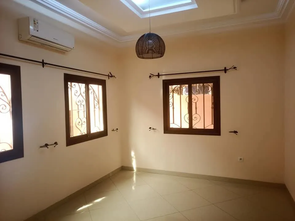 VILLA  MODERNE F4 ASSECNA OUAGA 2000 - Image 5