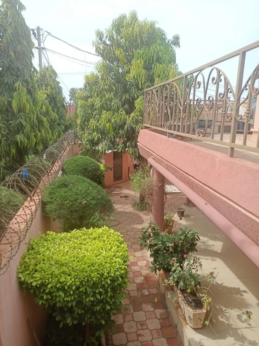 VILLA  MODERNE F4 ASSECNA OUAGA 2000 - Image 11