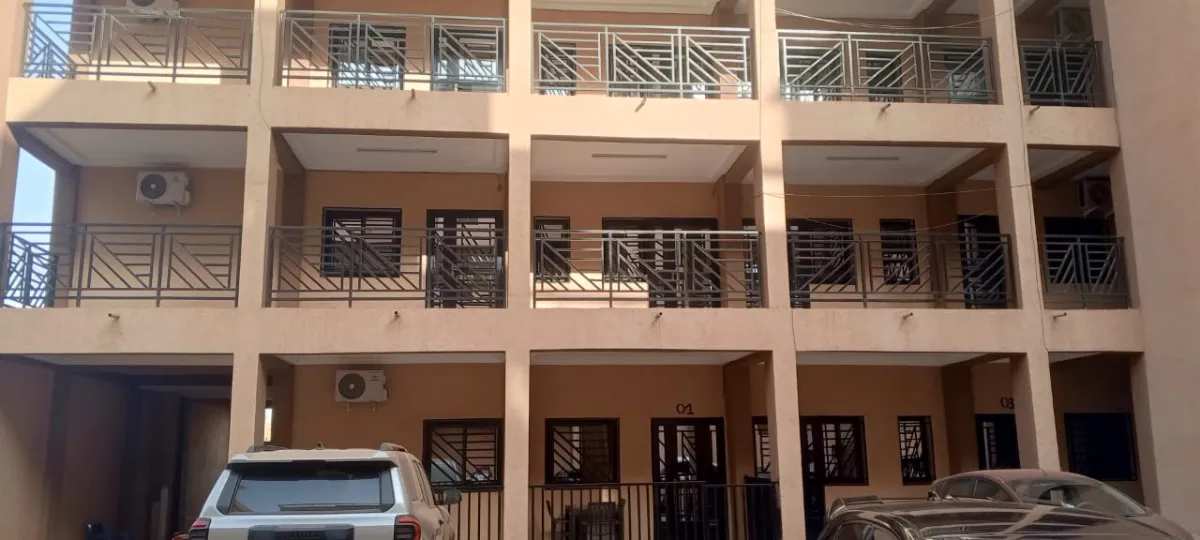 Occupée jusqu'au 10 mars 2026 APPARTEMENT FESTIVAL   MEUBLE/ LOUE PAR NUITEE - Appartement meublé à OUAGA 2000 - Groupe Selector Immobilier