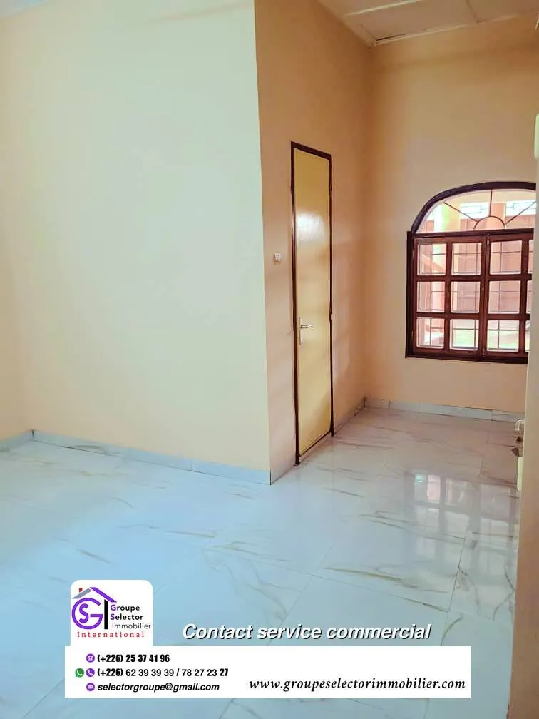 VILLA MODERNE A SINYIRI - Image 4