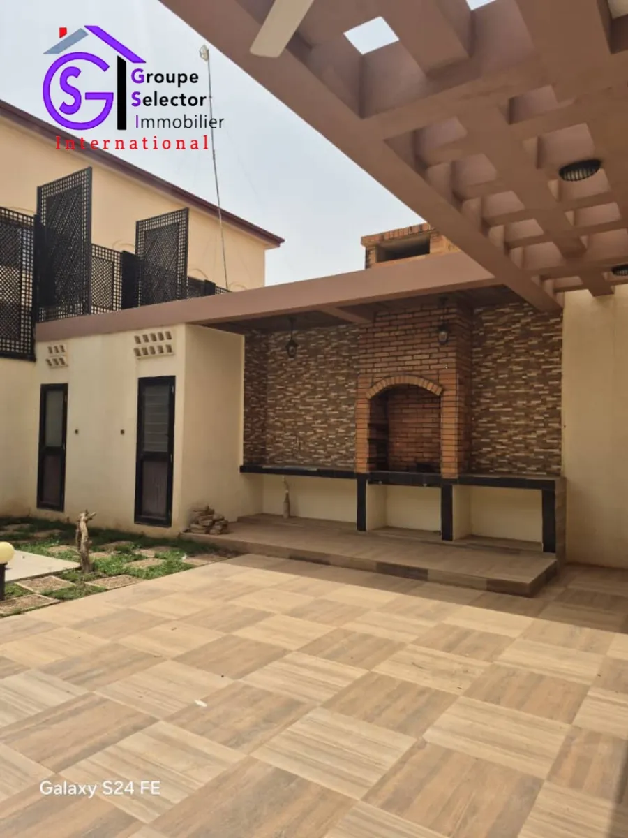 Villa de standing à louer à Ouaga 2000 - Image 4