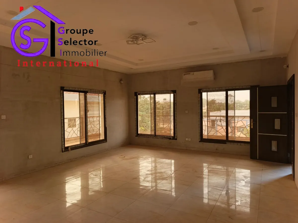 Villa R+1 de type F7 - Image 4