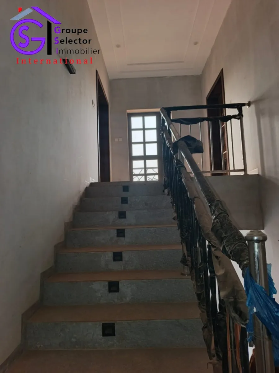 Villa R+1 de type F7 - Image 7