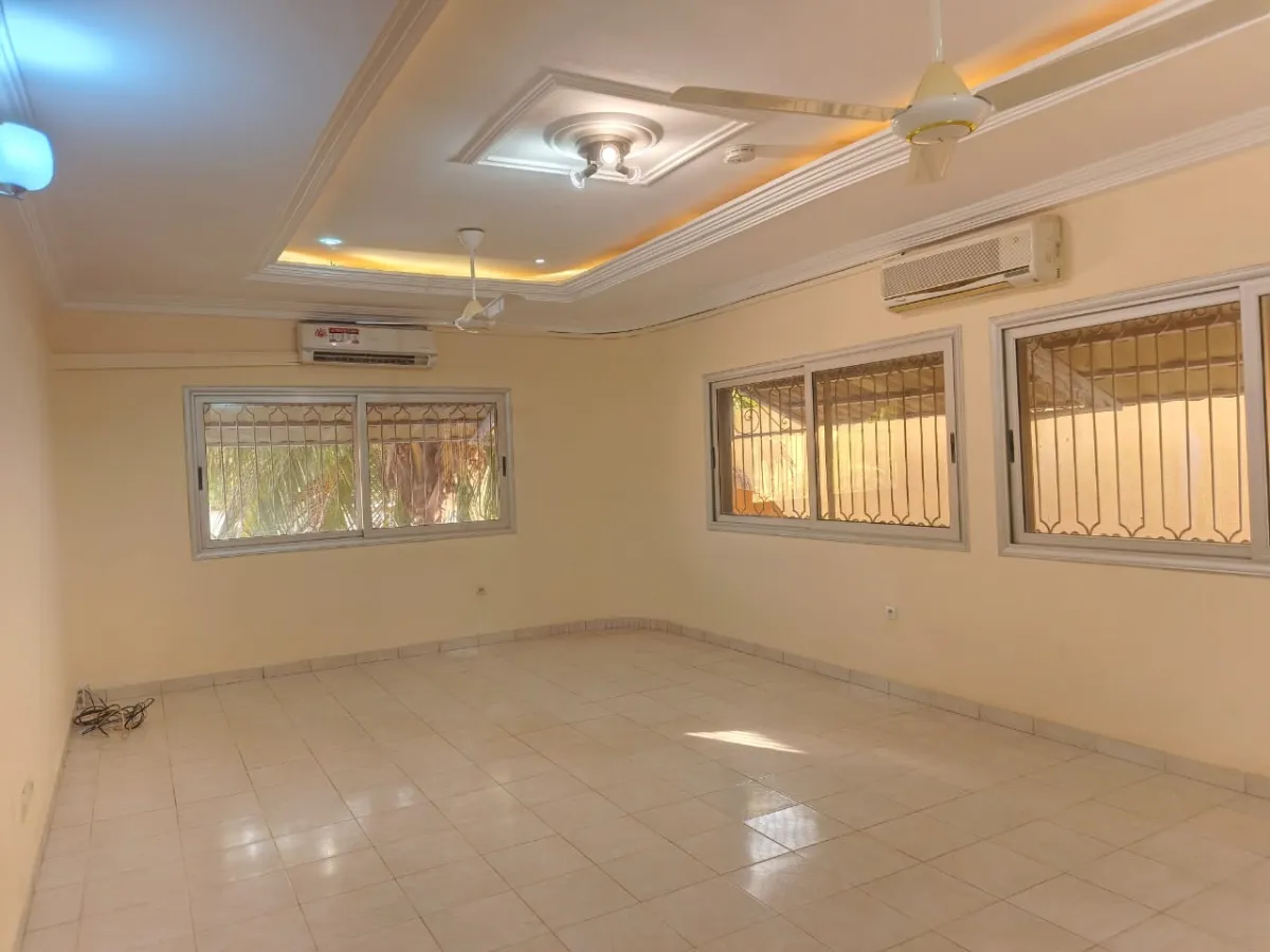 VILLA STANDING TYPE F9 À OUAGA 2000 - Image 5